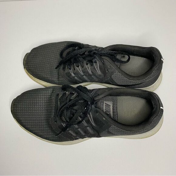 Nike Run Swift Black White Running Sneaker 909006-010 Womens 9 - Picture 4 of 16